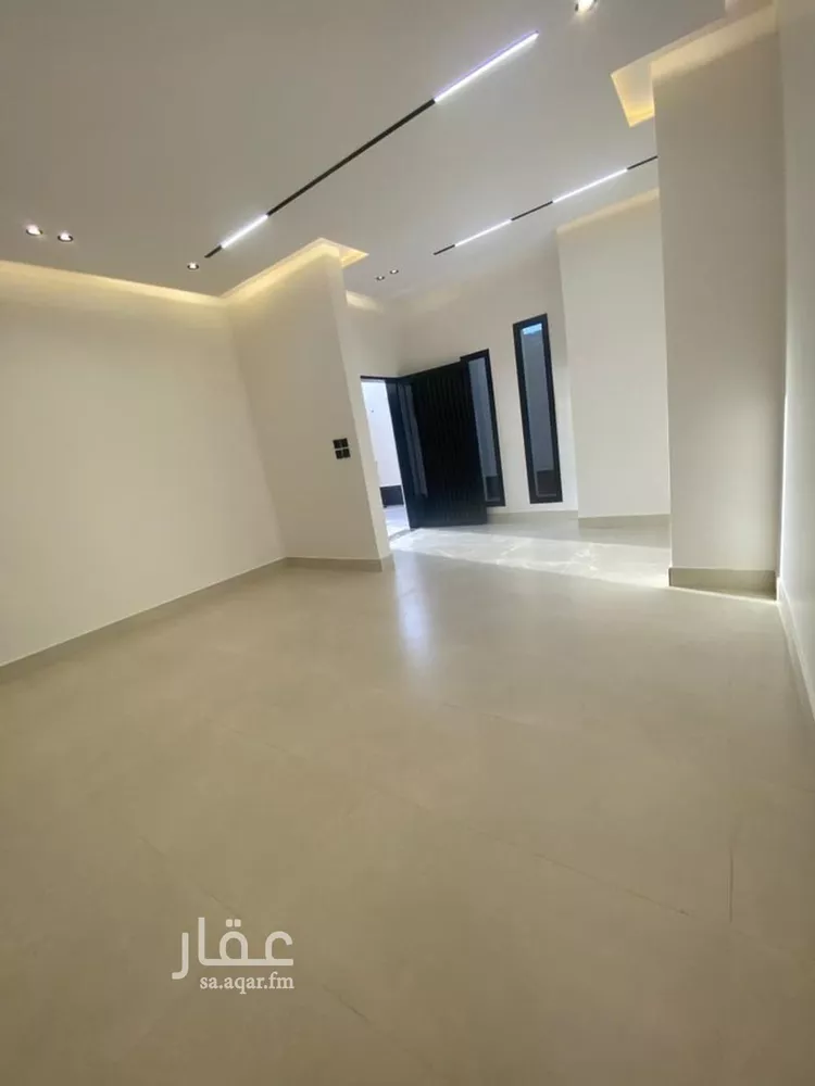 Floor for Sale in Riyadh Al Janadriyah