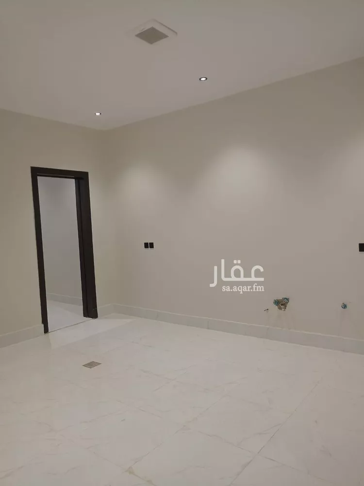 دور للبيع في شارع نصر الجيلاني, حي المرجان, مدينة الرياض, منطقة الرياض صورة 5