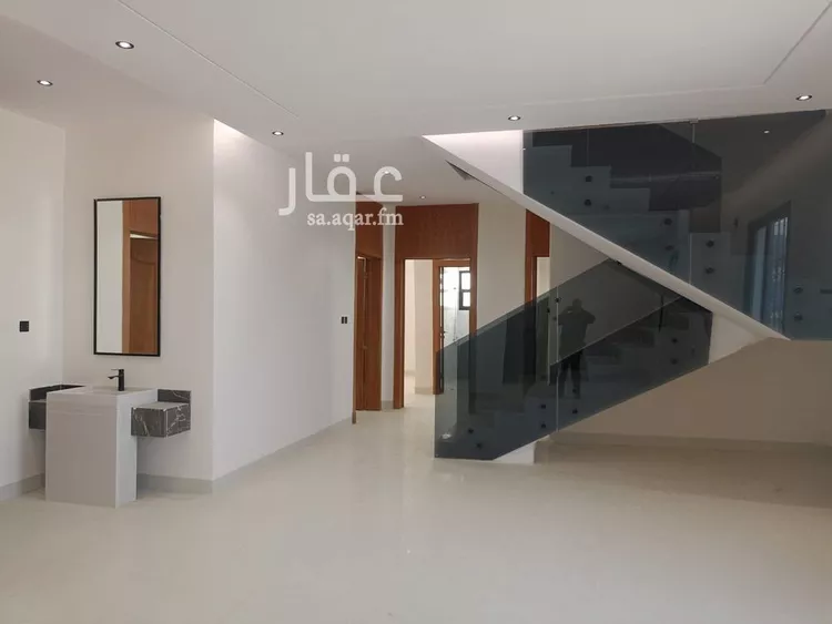 Floor for Sale in Riyadh Al Janadriyah