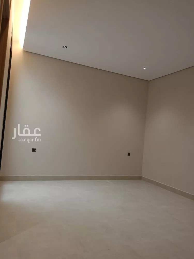 Villa for Sale in Riyadh Al Janadriyah 7