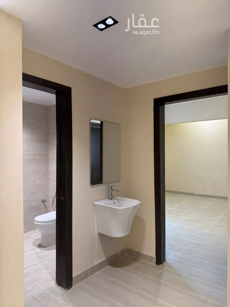 عمارة للبيع في شارع السرداح, حي الملز, مدينة الرياض, منطقة الرياض صورة 4