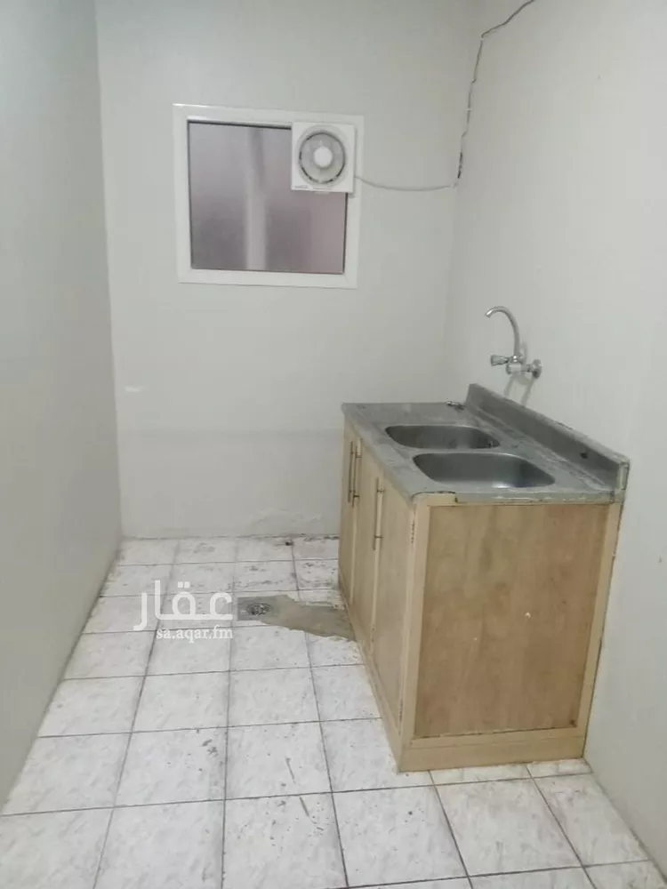 شقة للإيجار في شارع قس بن ساعدة, حي الملك فيصل, مدينة الرياض, منطقة الرياض 9