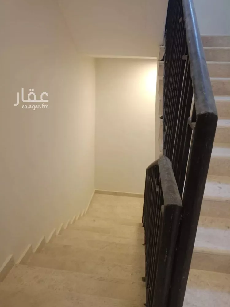 دور للبيع في شارع خريص, حي الجنادرية, مدينة الرياض, منطقة الرياض 10