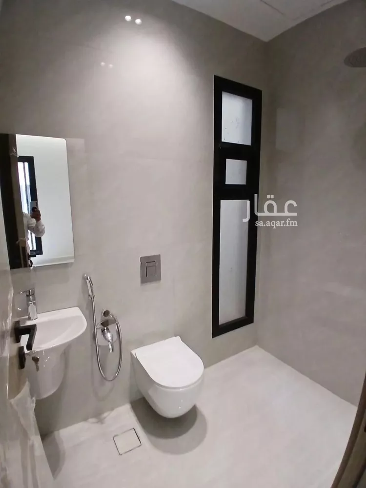 فيلا للبيع في شارع أبي عطاء العطاردي , حي المعيزيلة, مدينة الرياض, منطقة الرياض 16