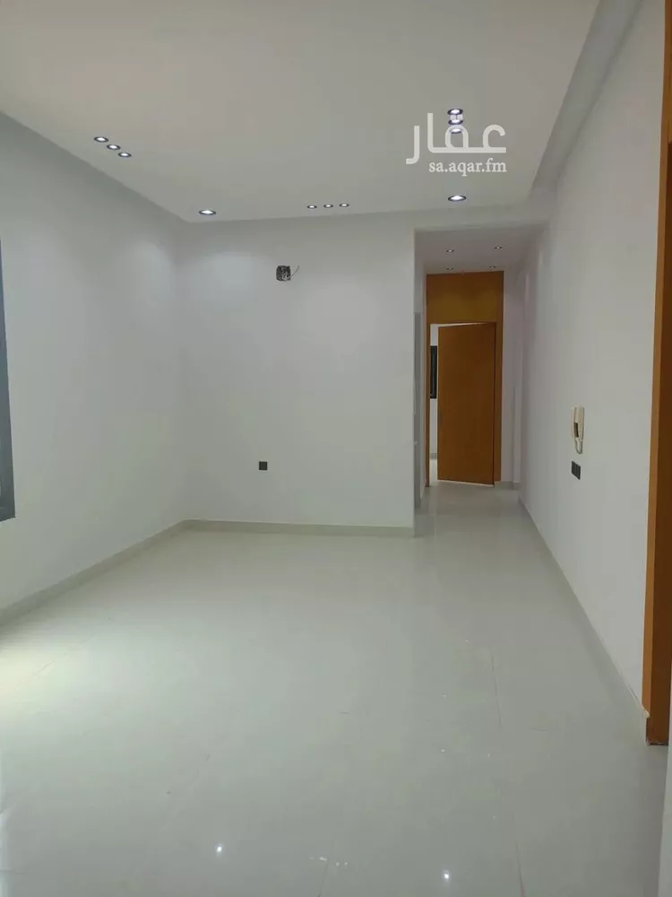 دور للبيع في شارع الضياء, حي الجنادرية, مدينة الرياض, منطقة الرياض 13