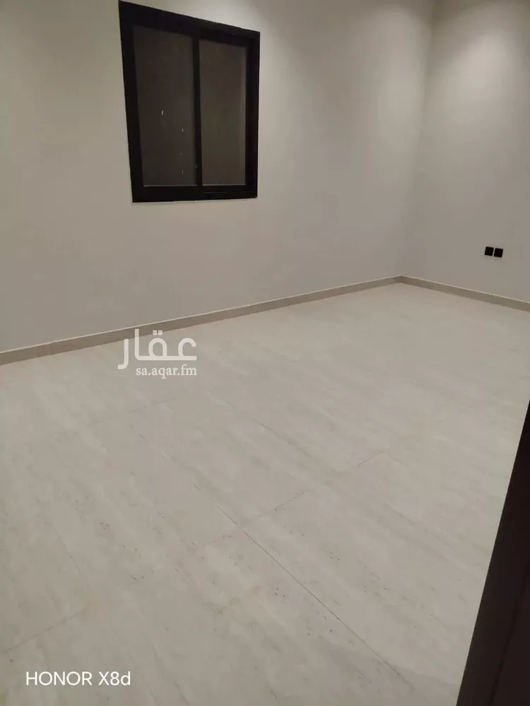 فيلا للبيع في شارع أحمد بن أبي عزرة, حي المرجان, مدينة الرياض, منطقة الرياض 8