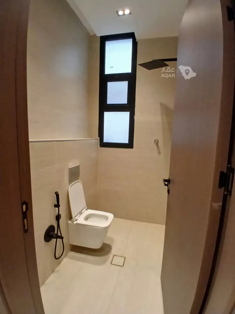 Floor for Sale in Riyadh An Nahdah 5
