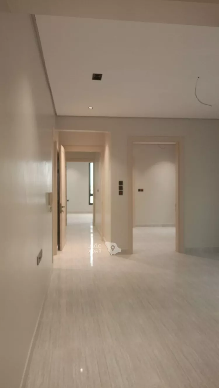 Floor for Sale in Riyadh Ar Rimal 19