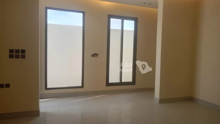 Floor for Sale in Riyadh Ar Rimal 8