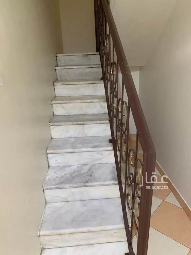 فيلا للبيع في شارع الصواف, حي إشبيلية, مدينة الرياض, منطقة الرياض صورة 3