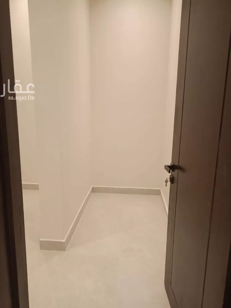دور للبيع في شارع عثمان الرويني, حي البيان, مدينة الرياض, منطقة الرياض 26