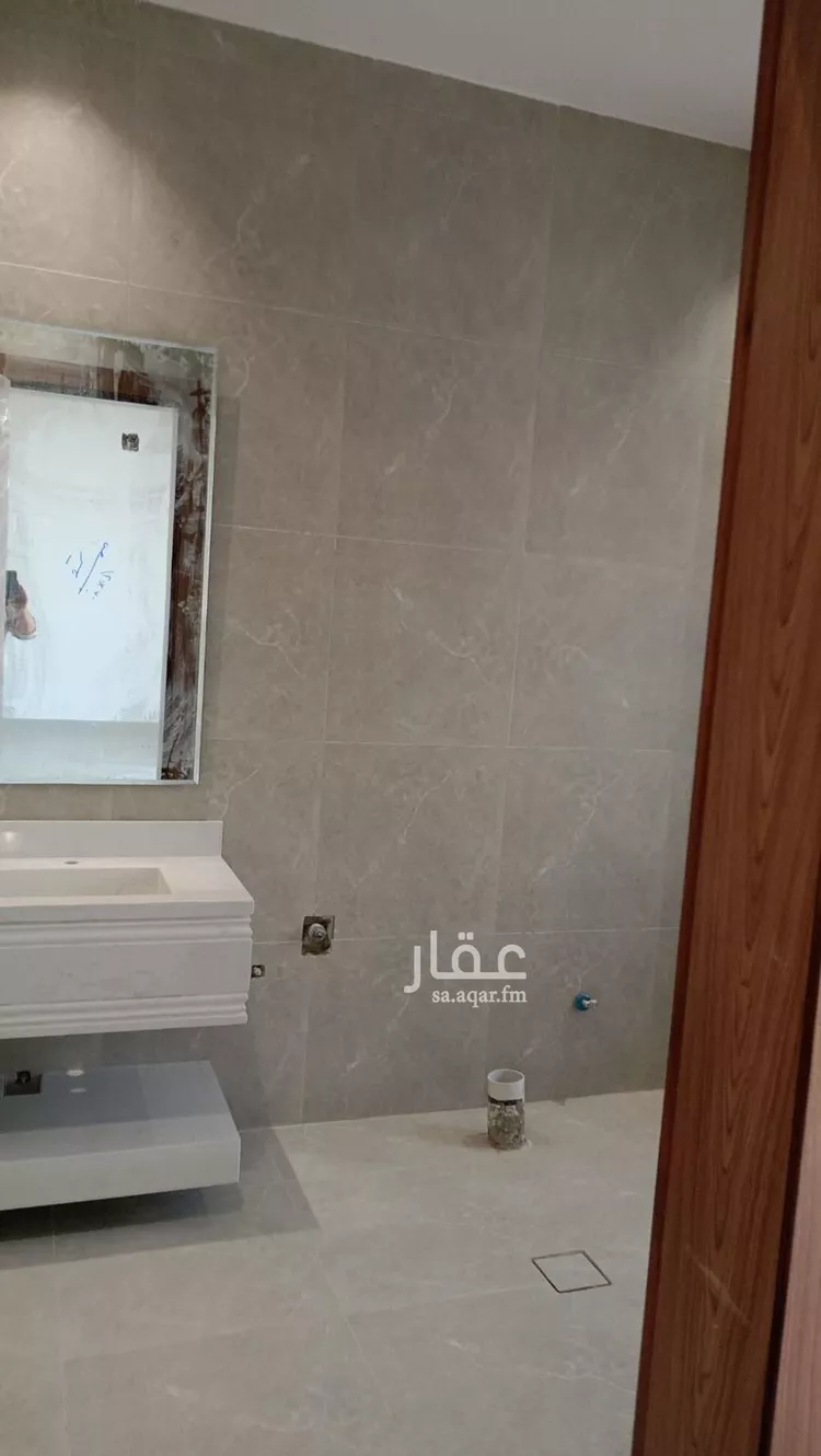 فيلا للبيع في شارع فايز بن محمد العوفى, حي الوسام, مدينة الرياض, منطقة الرياض 6