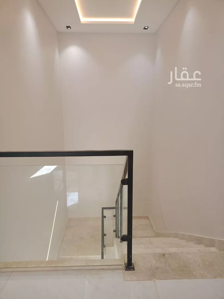 فيلا للبيع في شارع الضياء, حي الجنادرية, مدينة الرياض, منطقة الرياض 8