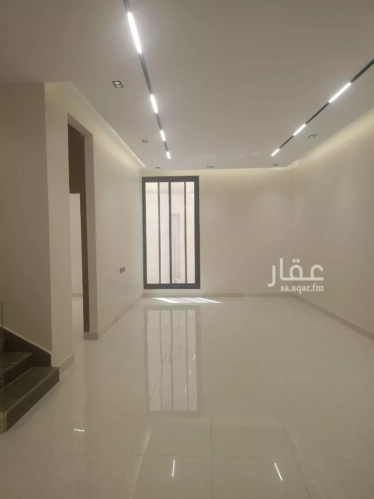 فيلا للبيع في شارع الضياء, حي الجنادرية, مدينة الرياض, منطقة الرياض 1 صورة