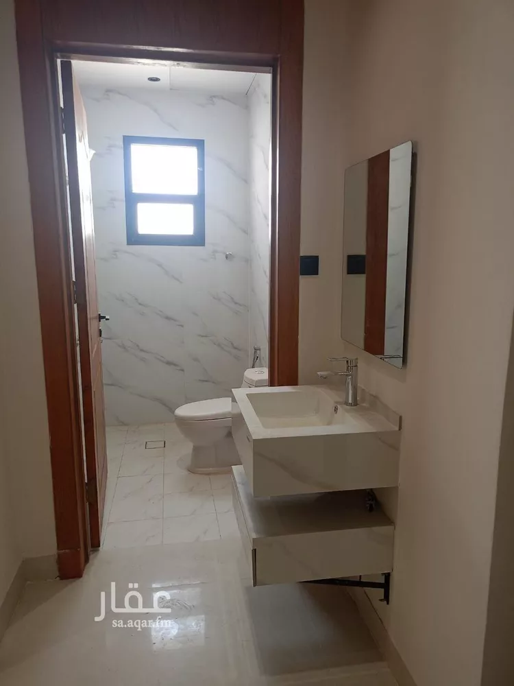 Floor for Sale in Riyadh Al Janadriyah صورة 4