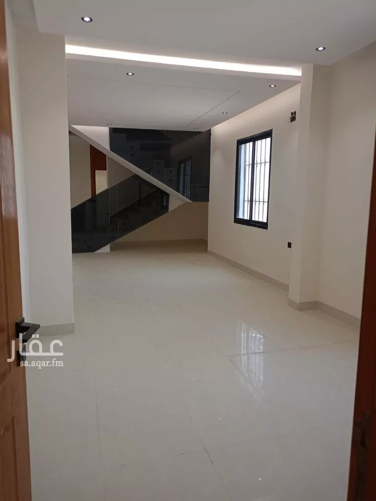 Floor for Sale in Riyadh Al Janadriyah صورة 2