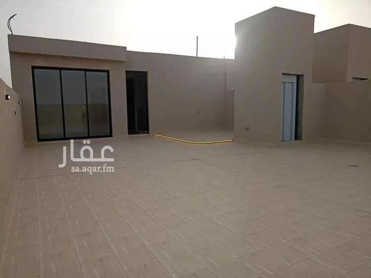 فيلا للبيع في شارع رشيد الدين الصورى, حي الجنادرية, مدينة الرياض, منطقة الرياض صورة 4
