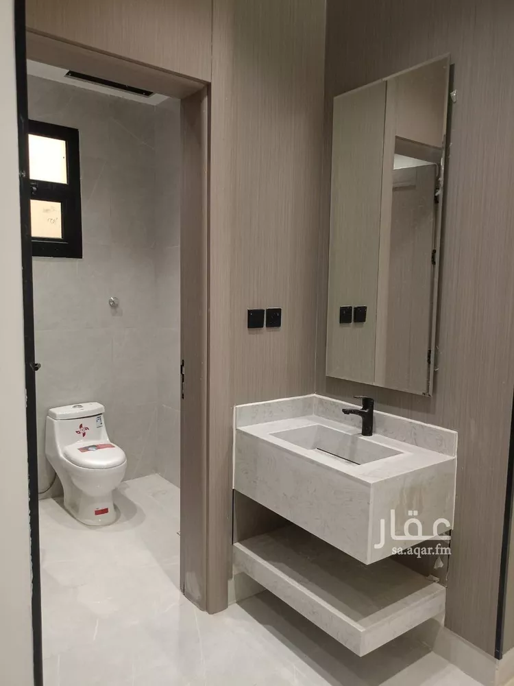 دور للبيع في شارع رشيد الدين الصورى, حي الجنادرية, مدينة الرياض, منطقة الرياض 12