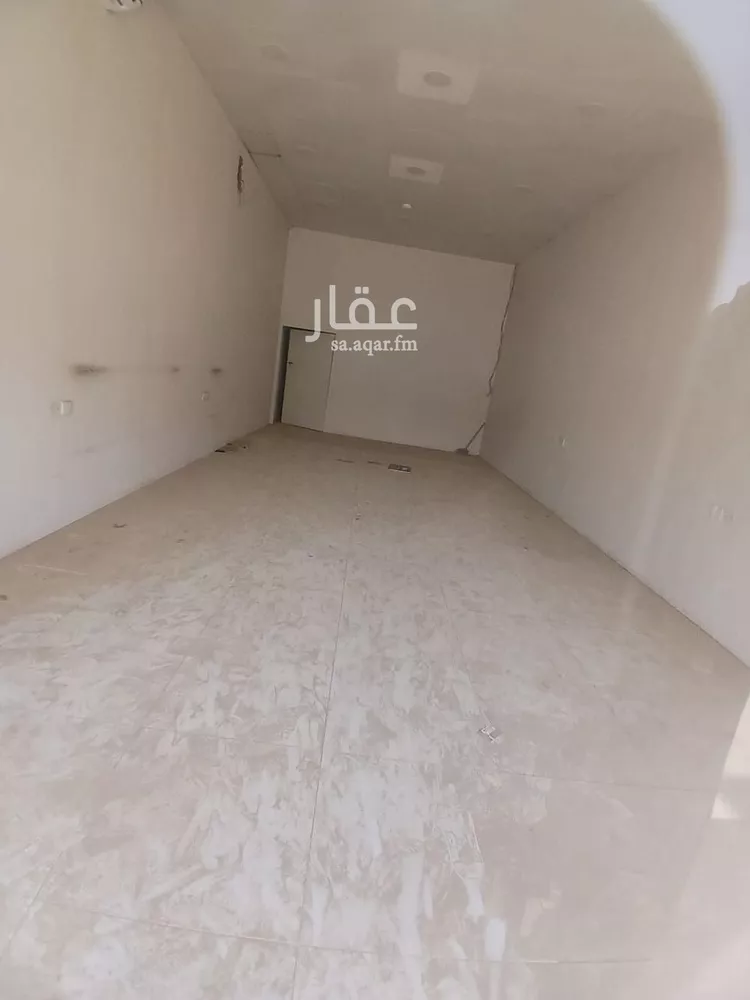 محل للإيجار في شارع سعيد الحاجب, حي الرمال, مدينة الرياض, منطقة الرياض صورة 2