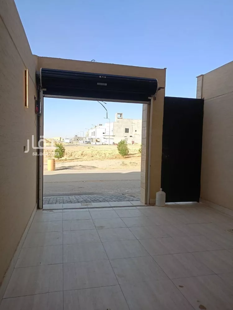 دور للبيع في شارع خريص, حي الجنادرية, مدينة الرياض, منطقة الرياض صورة 3