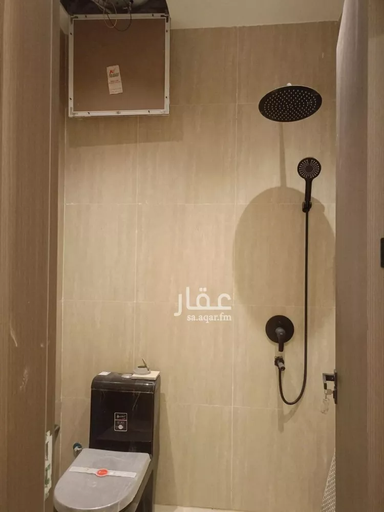 دور للبيع في شارع خريص, حي الجنادرية, مدينة الرياض, منطقة الرياض 13