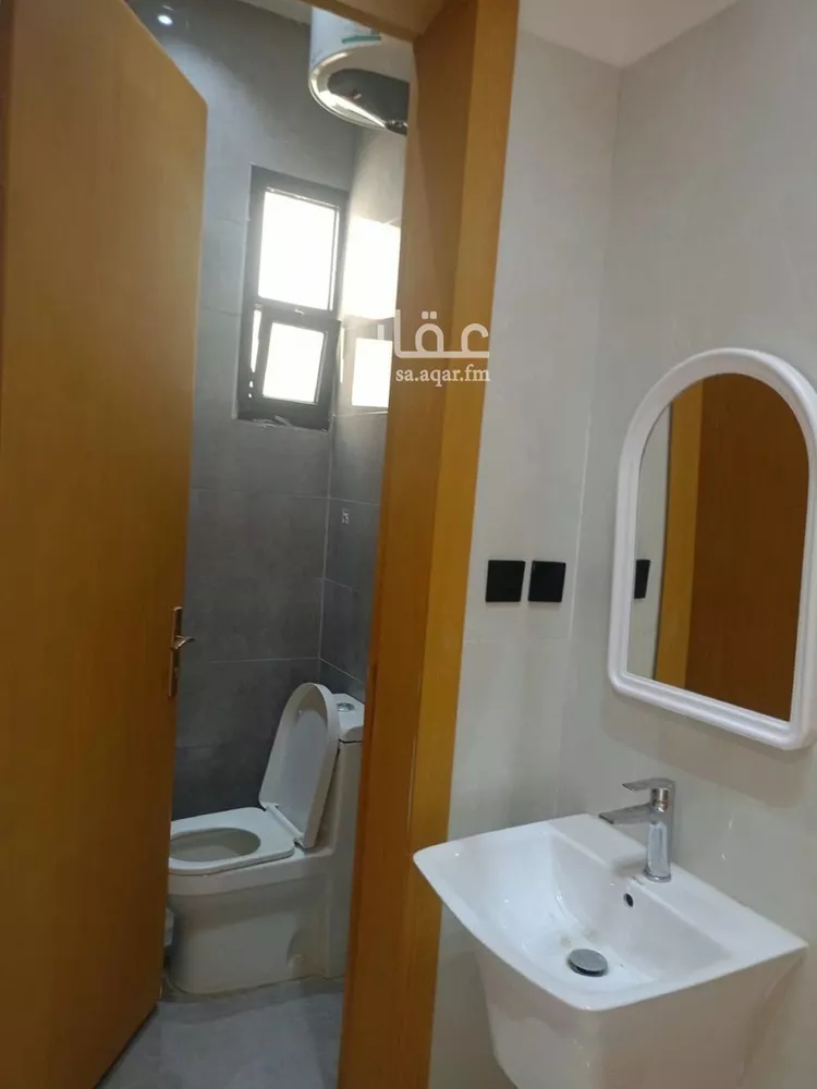 Floor for Sale in Riyadh Al Janadriyah صورة 5