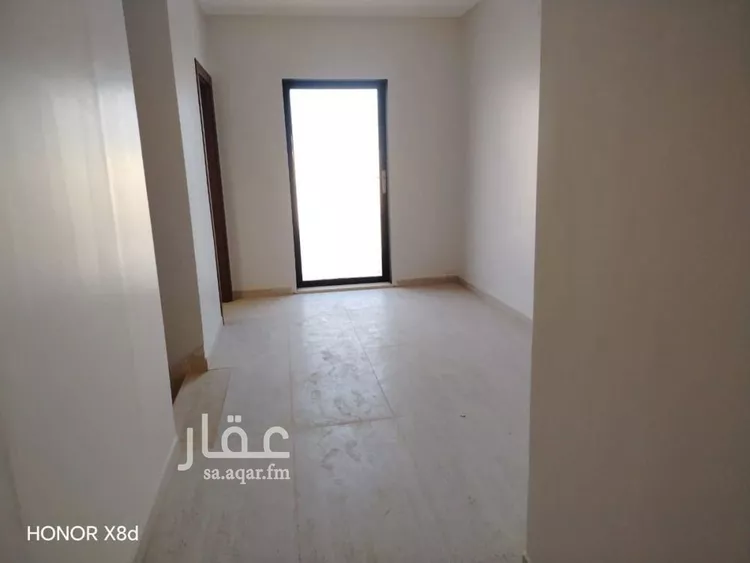فيلا للبيع في شارع أحمد بن أبي عزرة, حي المرجان, مدينة الرياض, منطقة الرياض 24
