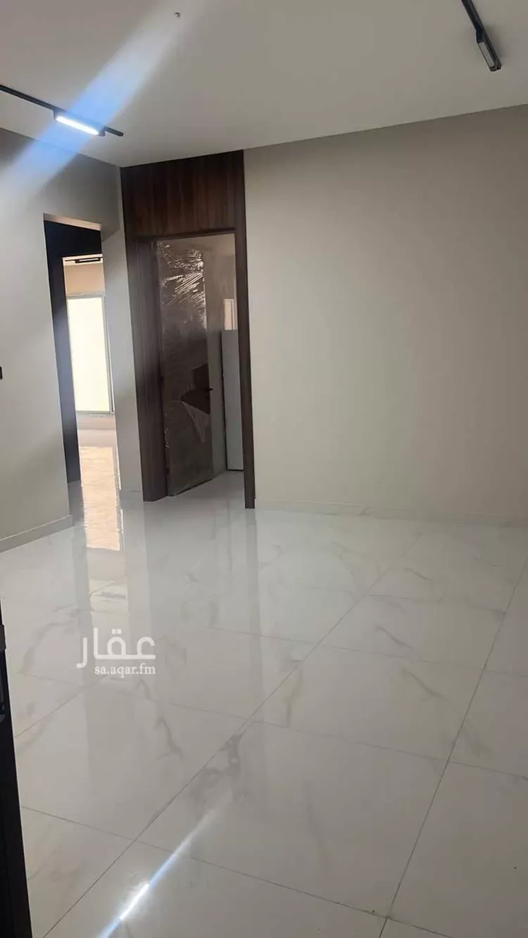 شقة للإيجار في شارع الانوار, حي البحيرة, مدينة الخبر, المنطقة الشرقية
