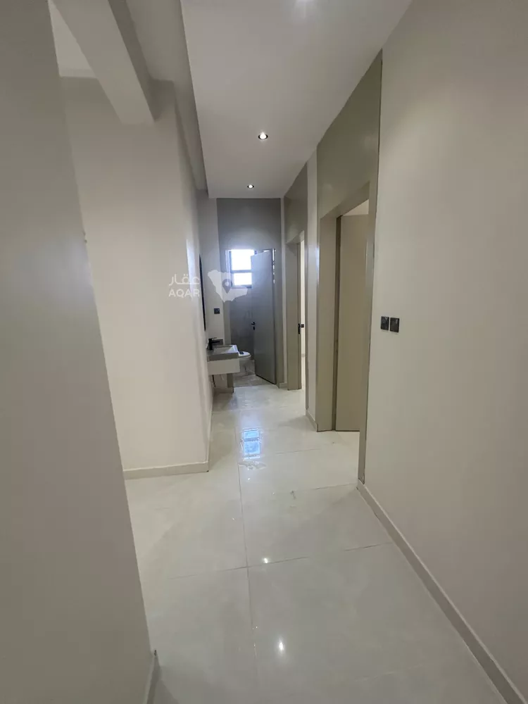 دور للبيع في شارع الطنيب, حي طيبة, مدينة الرياض, منطقة الرياض 5