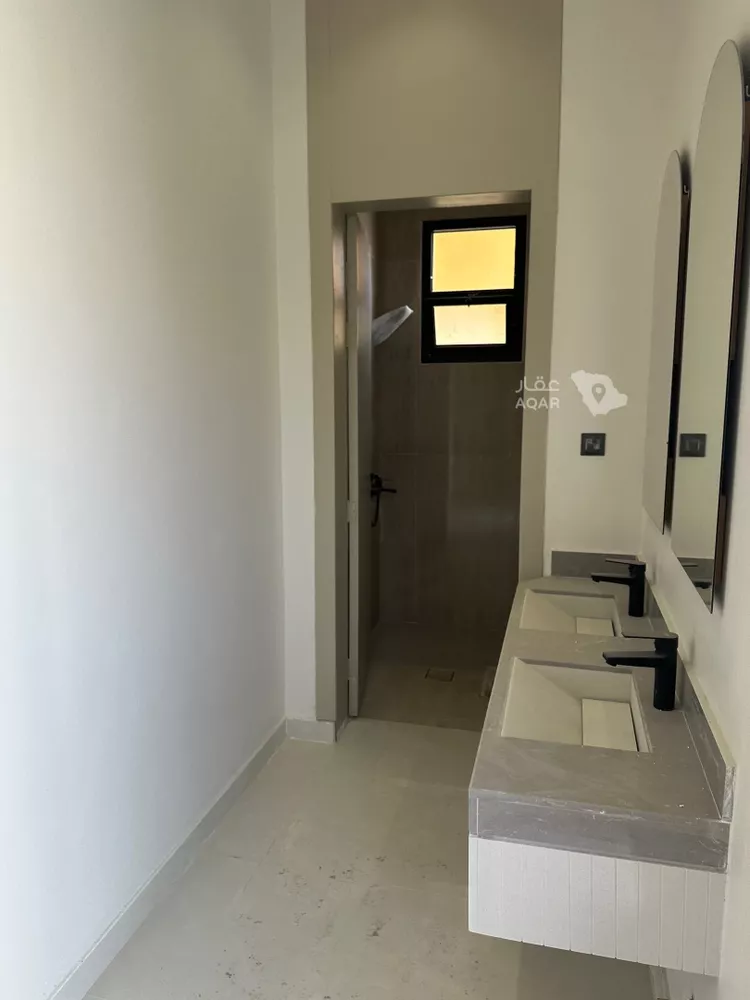 دور للبيع في شارع السقيفة, حي طيبة, مدينة الرياض, منطقة الرياض صورة 3
