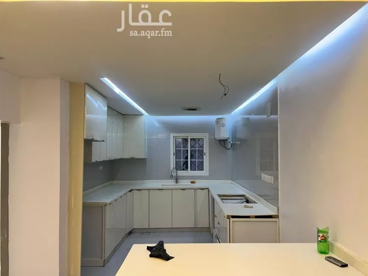 شقة للإيجار في شارع عثمان الكوفي, حي بدر, مدينة الرياض, منطقة الرياض