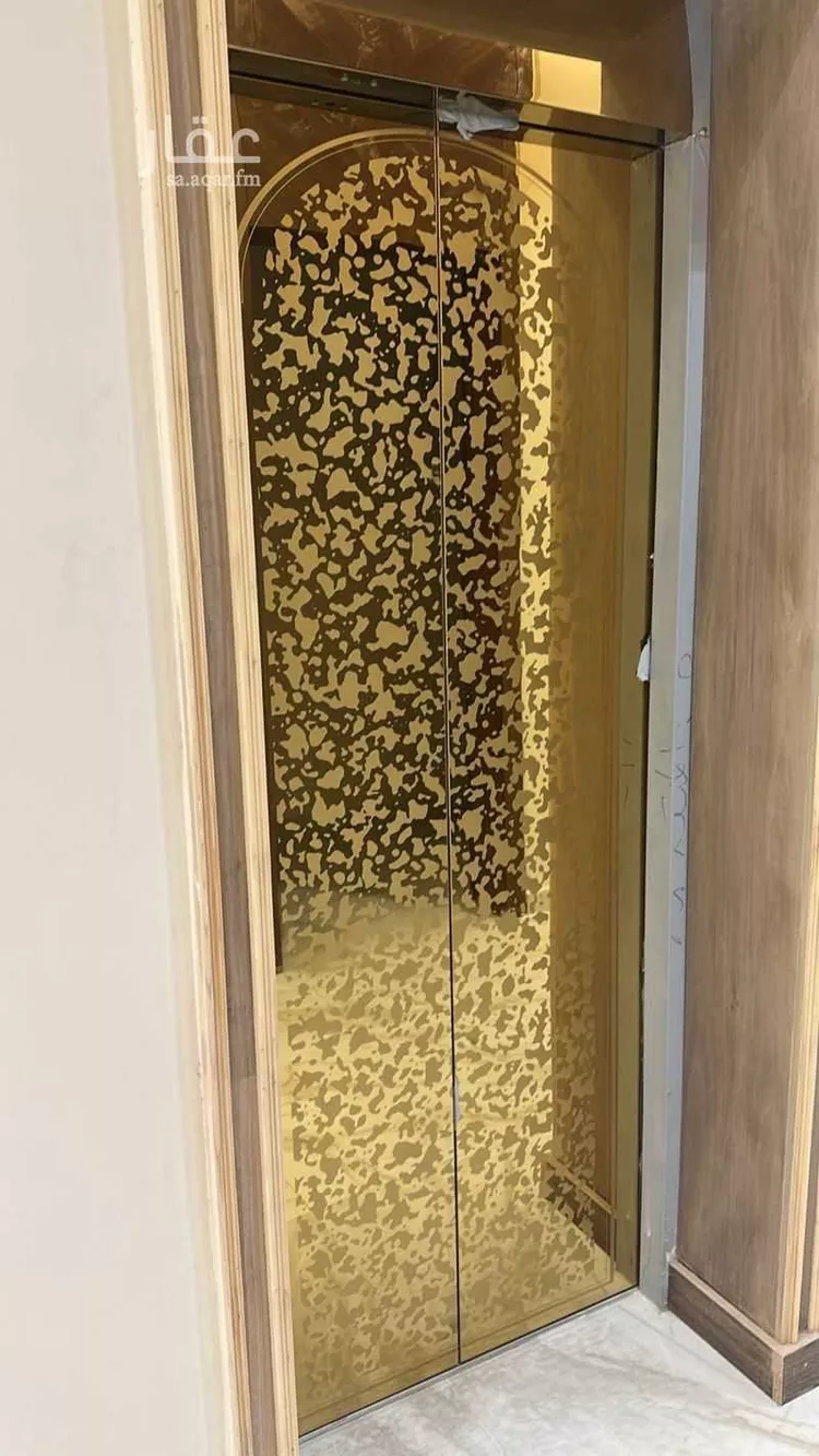 عمارة للبيع في شارع أبي البركات الأنصاري, حي الضباط, مدينة الرياض, منطقة الرياض صورة 5