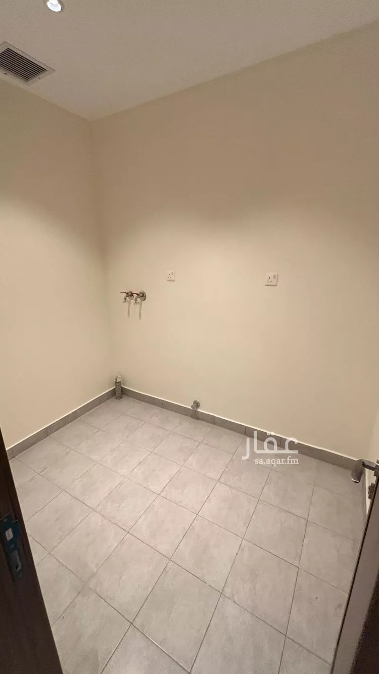 شقة للبيع في شارع محمد بن سهل الصف??ر, حي الدفاع, مدينة المدينه المنوره, منطقة المدينة المنورة صورة 4