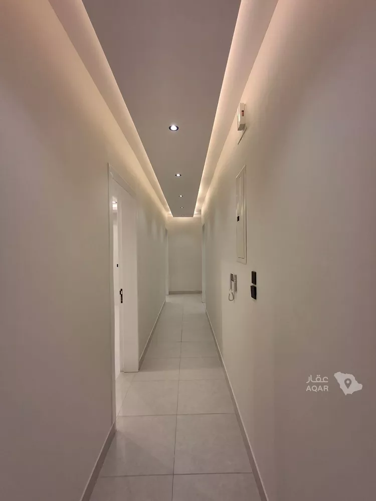 Apartment for Sale in Khamis Mushait Ar Rabie 8