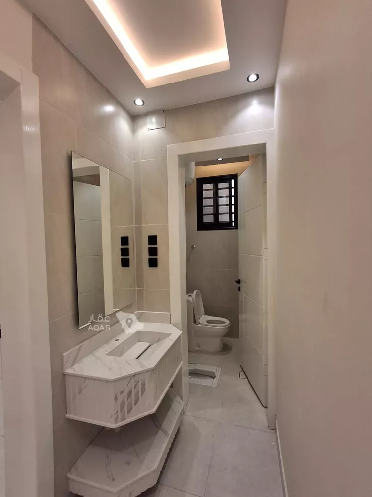 Apartment for Sale in Khamis Mushait Ar Rabie 14