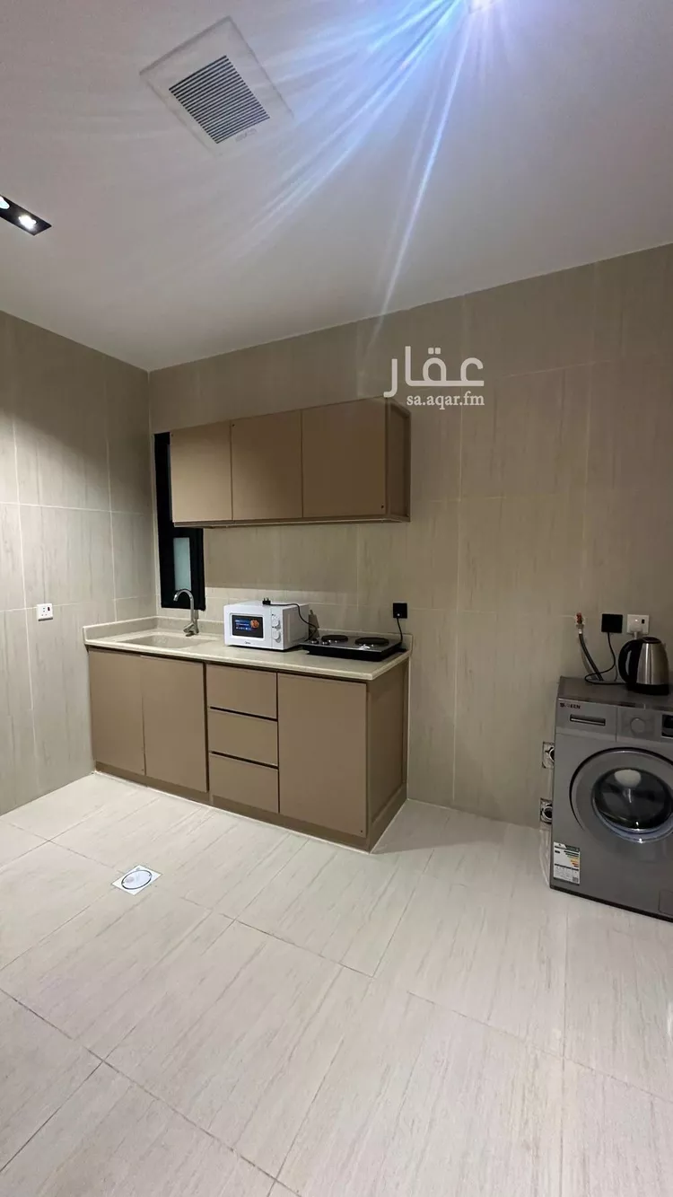 شقة للإيجار في شارع صفوى, حي الخبر الجنوبية, مدينة الخبر, المنطقة الشرقية 15