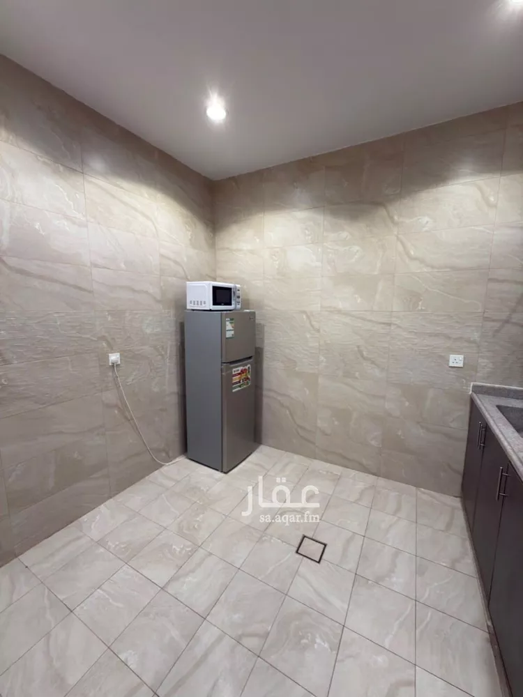 شقة للإيجار في شارع السادس عشر, حي الثقبة, مدينة الخبر, المنطقة الشرقية صورة 3