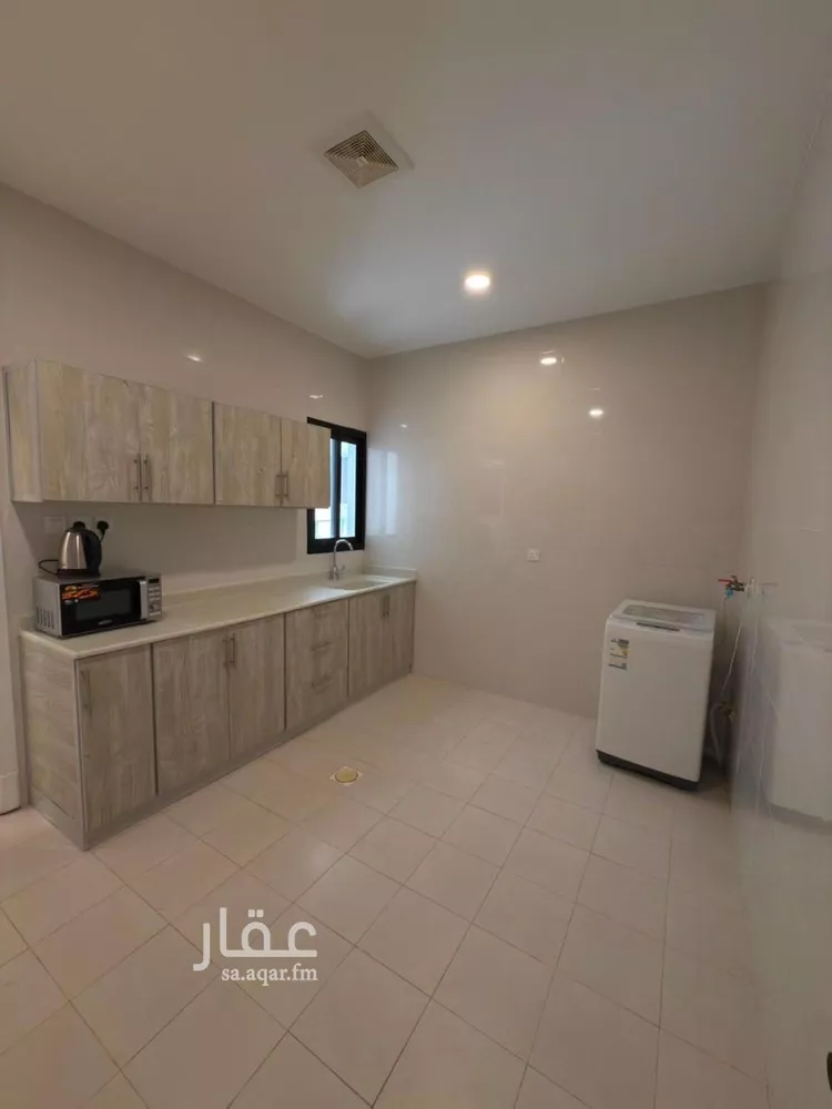 شقة للإيجار في شارع سيهات, حي الخبر الجنوبية, مدينة الخبر, المنطقة الشرقية صورة 3