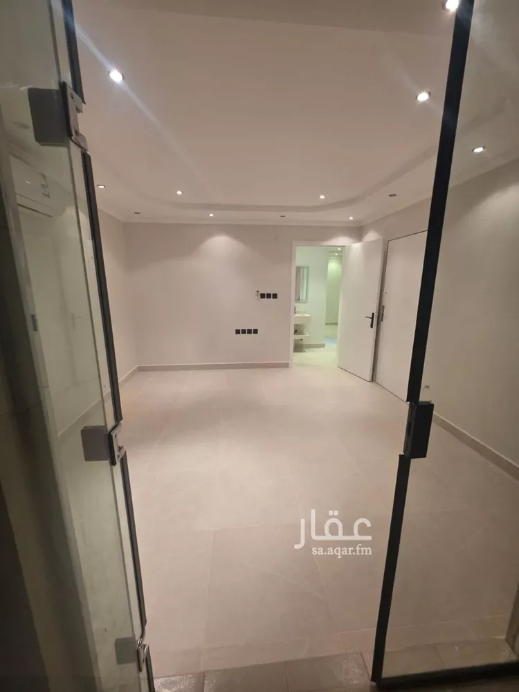 شقة للإيجار في شارع الأشعث, حي الندى, مدينة الرياض, منطقة الرياض 1 صورة