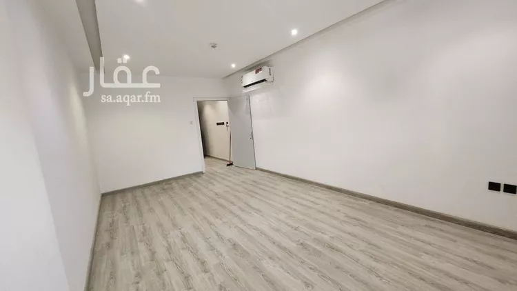 شقة للإيجار في شارع رقم 298, حي الملقا, مدينة الرياض, منطقة الرياض 7