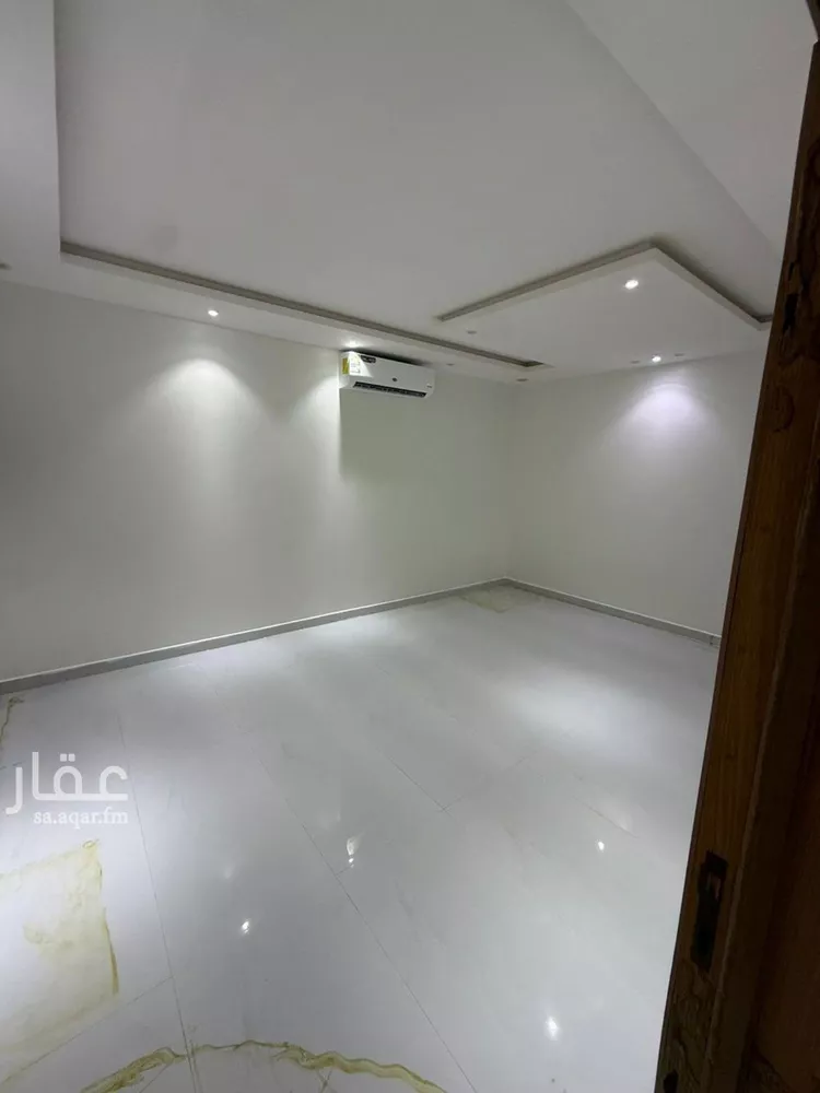 فيلا للإيجار في شارع رقم 298, حي الرمال, مدينة الرياض, منطقة الرياض صورة 3