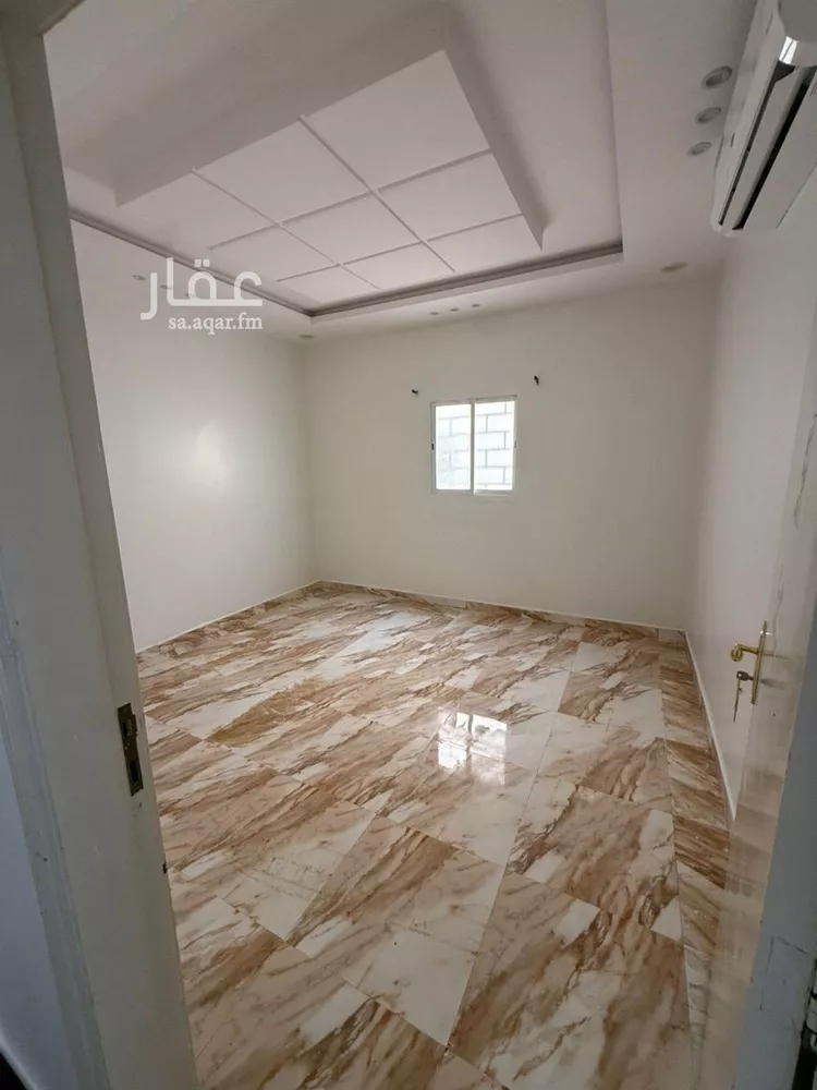 فيلا للإيجار في شارع رقم 298, حي الرمال, مدينة الرياض, منطقة الرياض صورة 2