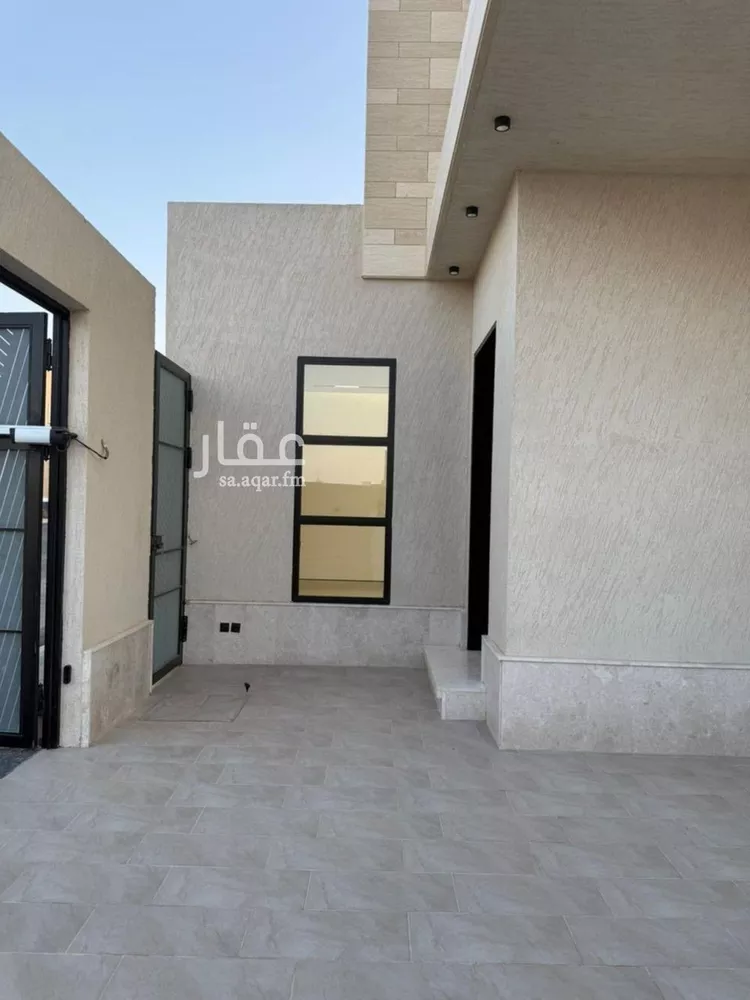 فيلا للبيع في شارع عفيف الدين الثقفي, حي المهدية, مدينة الرياض, منطقة الرياض صورة 3