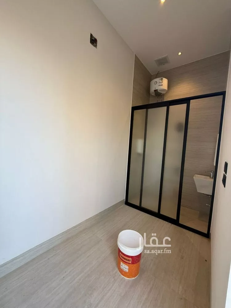 فيلا للبيع في شارع إسماعيل بن حماد, حي المهدية, مدينة الرياض, منطقة الرياض صورة 4