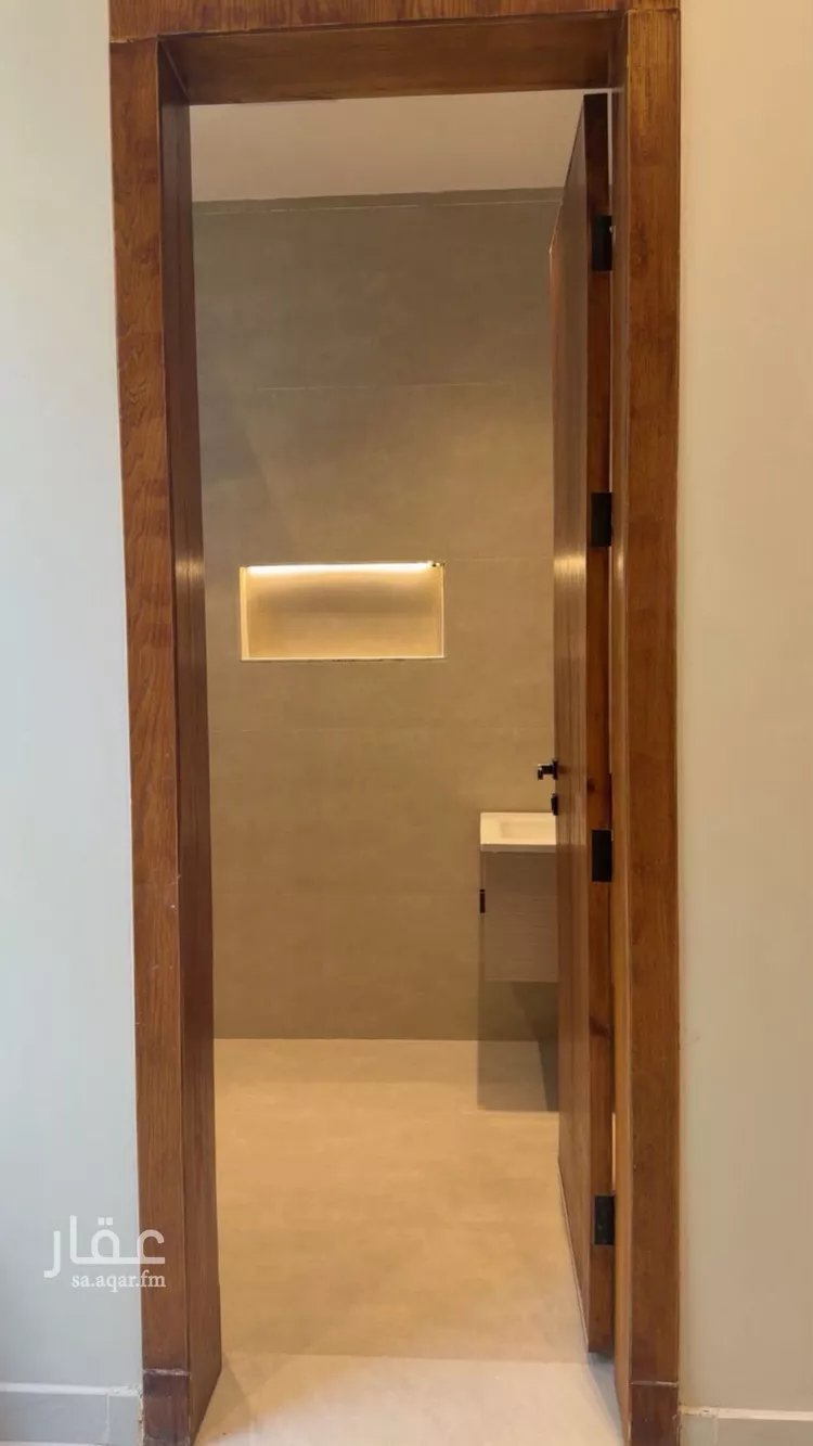 Floor for Rent in Riyadh Al Munsiyah