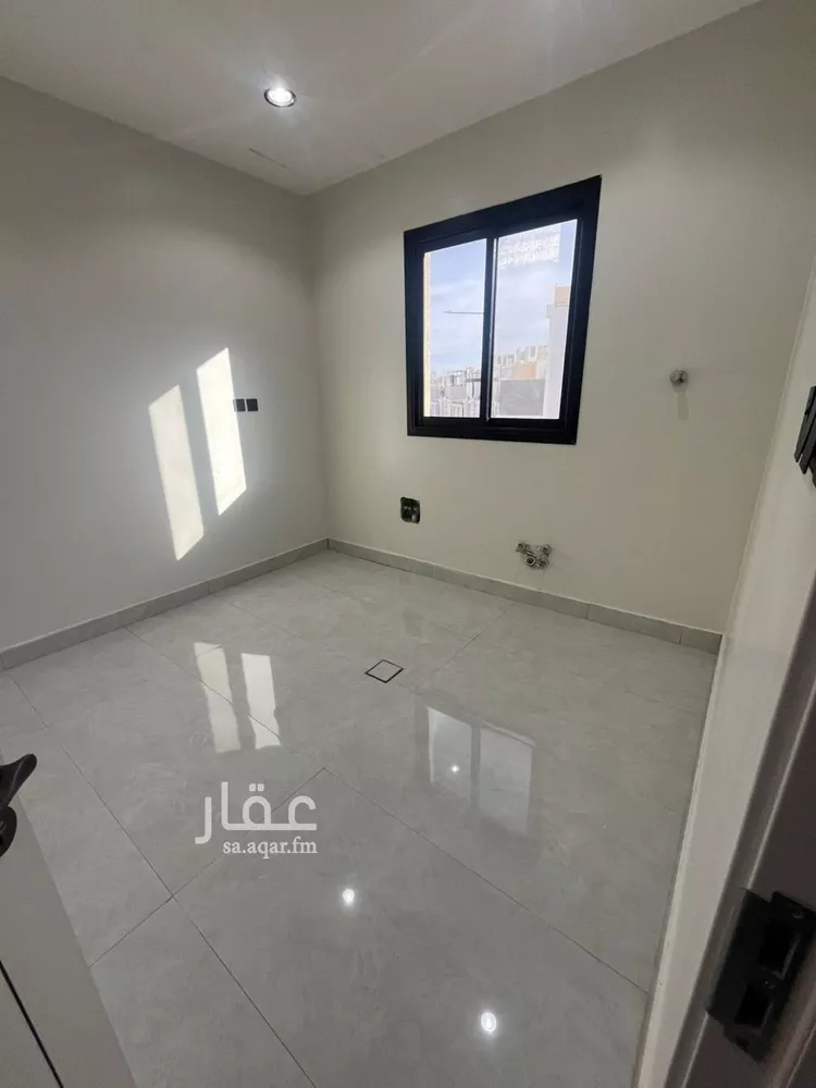 دور للإيجار في شارع إبراهيم آل مبارك, حي الرمال, مدينة الرياض, منطقة الرياض صورة 4