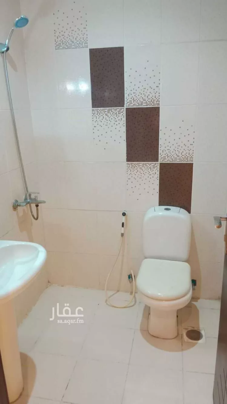 شقة للإيجار في شارع القائد, حي العزيزية, مدينة جدة, منطقة مكة المكرمة صورة 2