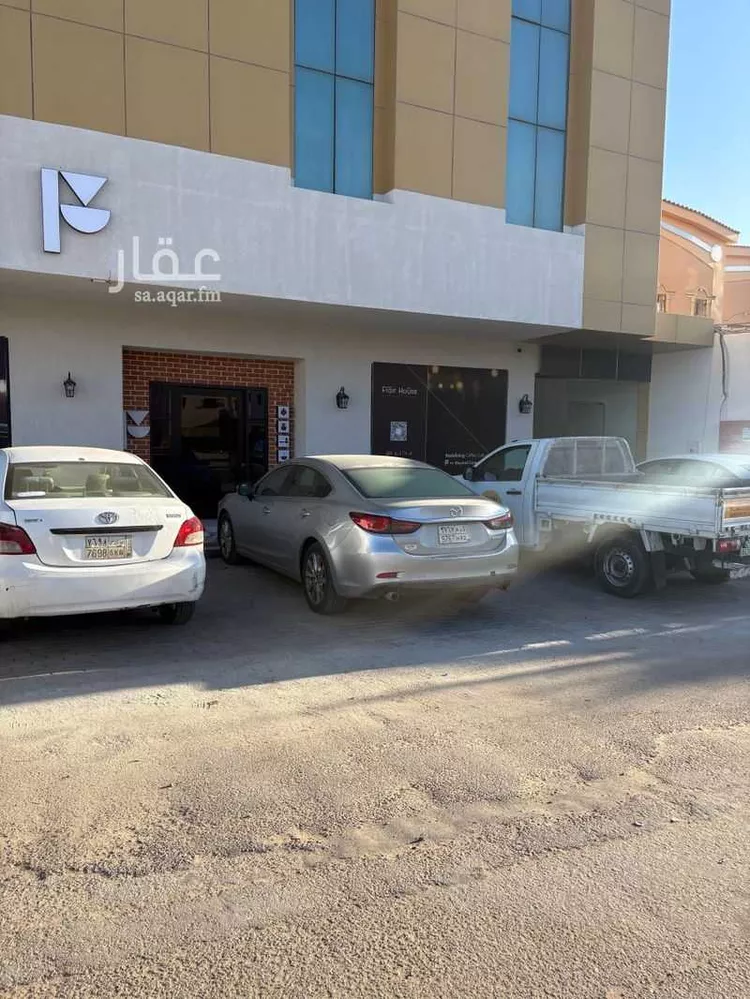شقة مفروشة للحجز في شارع عبد العزيز بن حمود المشيقح ، حي الريان ، بريدة ، بريدة صورة 4