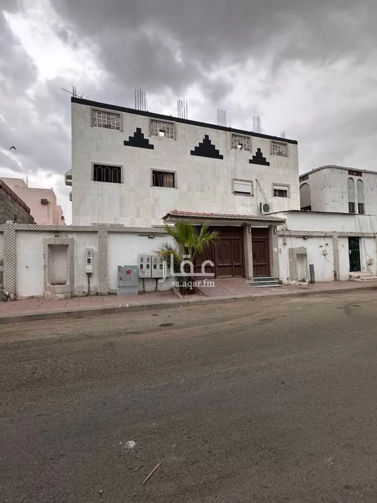 عمارة للبيع في شارع الحوير, حي العمرة, مدينة مكه المكرمه, منطقة مكة المكرمة