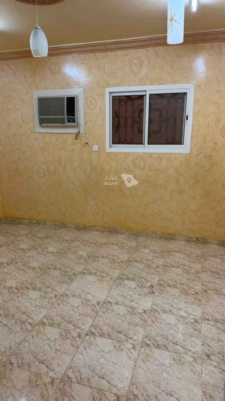 Apartment for Rent in Riyadh Al Uraija Al Gharbiyah 2